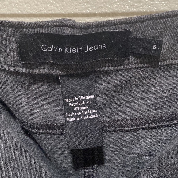 Calvin Klein pants size 6. Gray in color. Soft knit material. - Picture 2 of 9